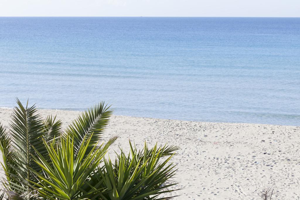Sud Beach Hotel Fronte Mare By Ria Hotels Marina Di Pulsano Bilik gambar