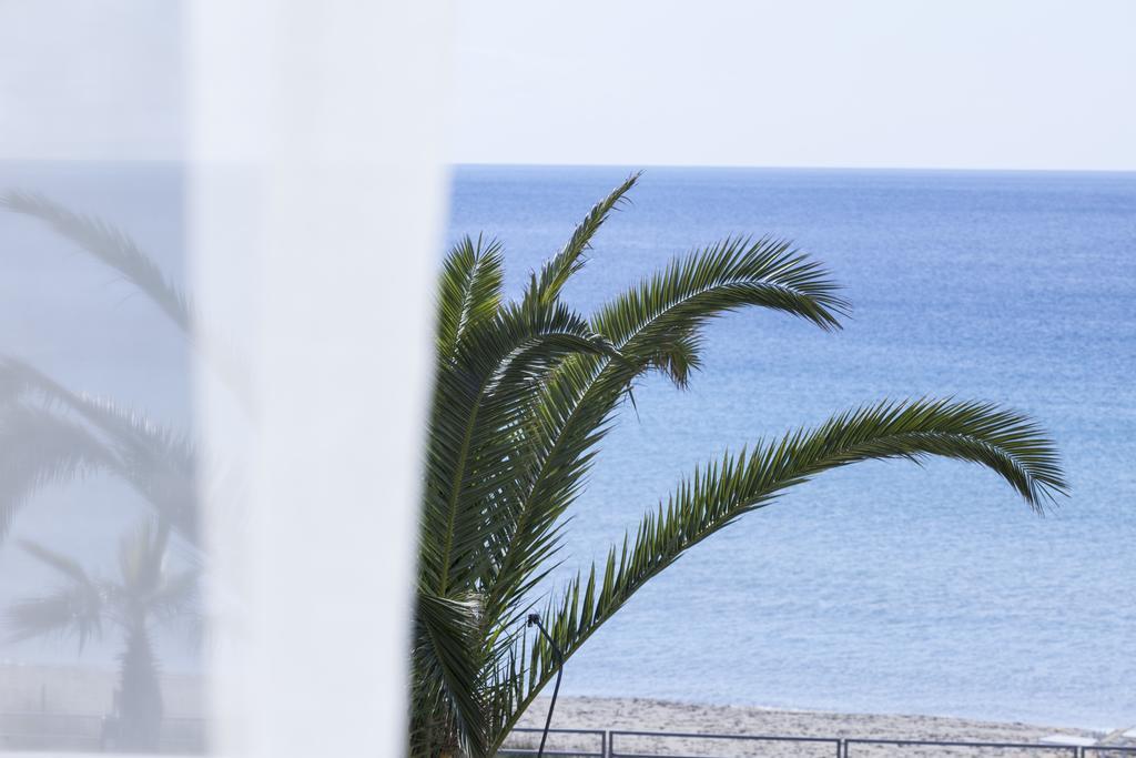 Sud Beach Hotel Fronte Mare By Ria Hotels Marina Di Pulsano Luaran gambar